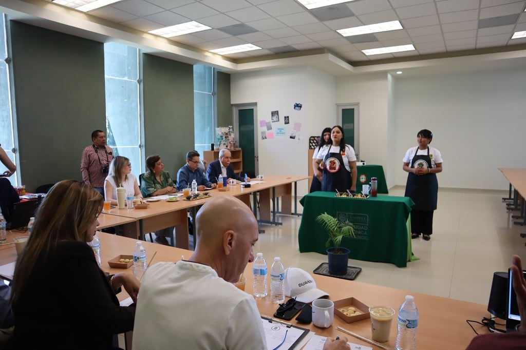 Concurso. Una forma de motivar a los estudiantes a emprender y a mejorar sus propuestas de negocios dentro de la Unipoli.