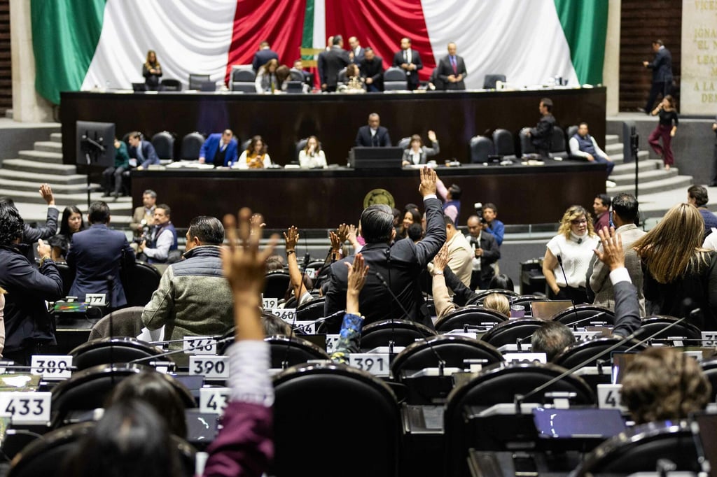 Imponen paquete de siete reformas