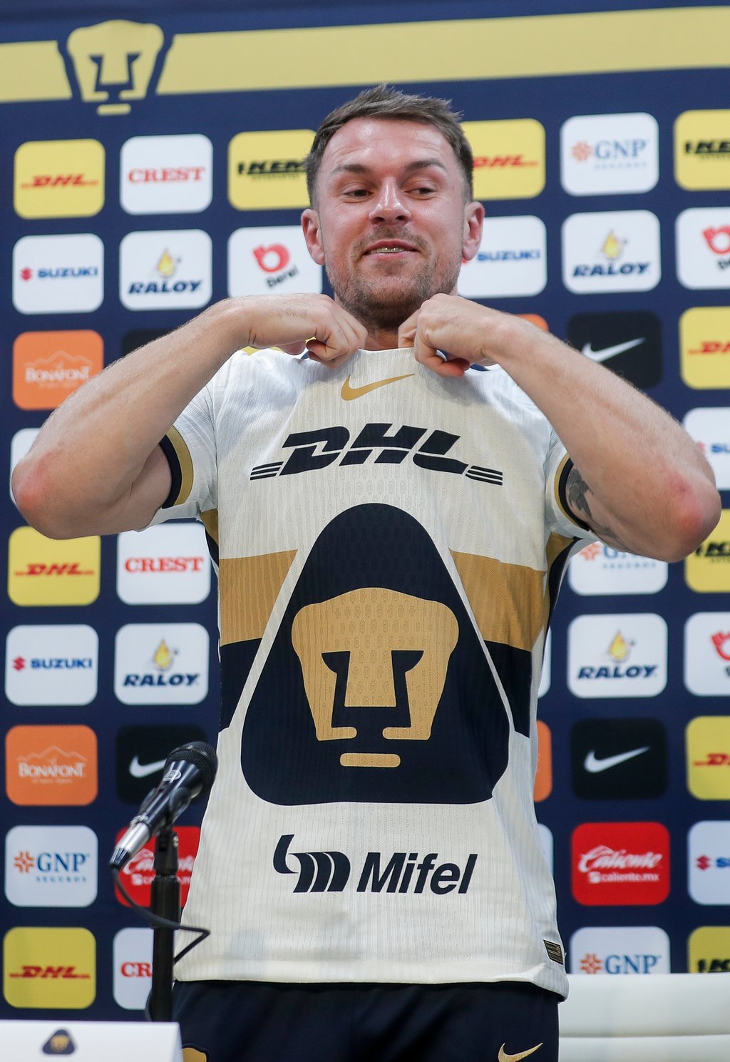 Refuerzo. Los Pumas se hicieron del refuerzo bomba, el galés Aaron Ramsey.