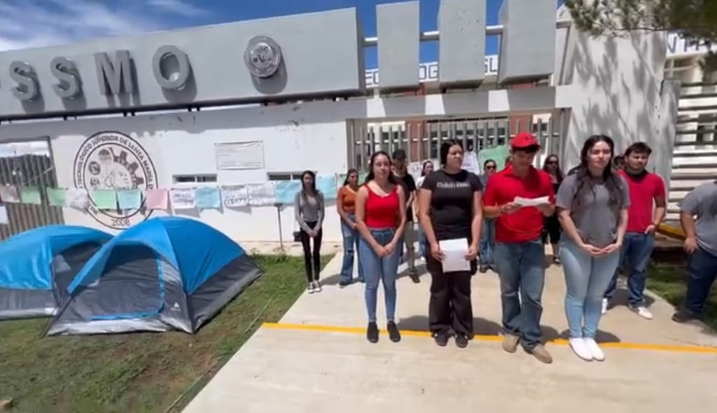 Resultado. El Subsecretario de Educación Media y Superior no logró llegar a un acuerdo con los estudiantes y se mantiene el cierre de la institución; este martes se cumple una semana del conflicto