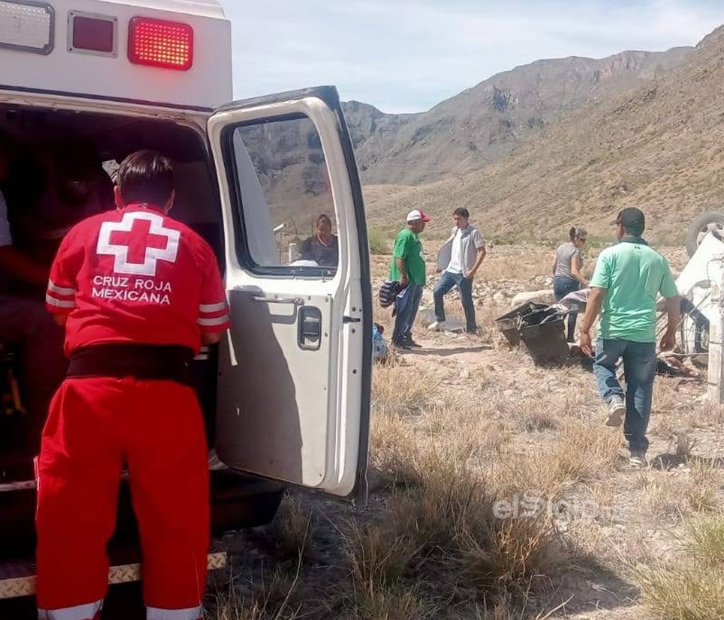 Traslado. Las personas lesionadas se encuentran actualmente atendidas en el Hospital General de la ciudad de Gómez Palacio.