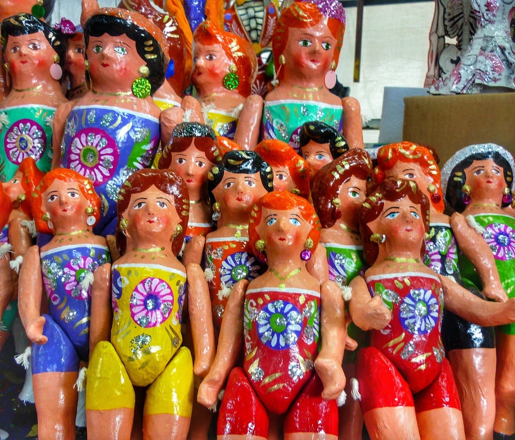 Objetivo. Este taller de cartonería busca recuperar saberes tradicionales, como la elaboración de figuras emblemáticas.