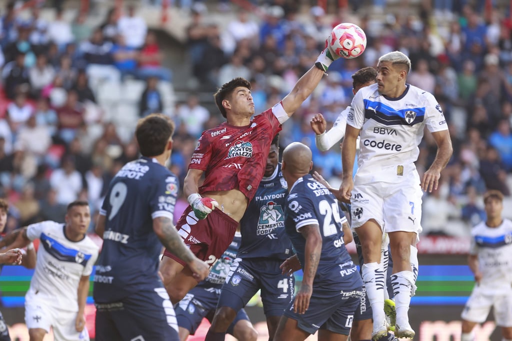 Batacazo. Pese a las dudas, el Pachuca dominó y goleó con contundencia al Monterrey de Domènec Torrent con un implacable 3-0