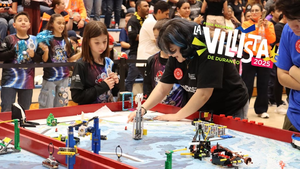 Buscan acercar a los jóvenes a la tecnología y robótica con actividades en Feria Villista