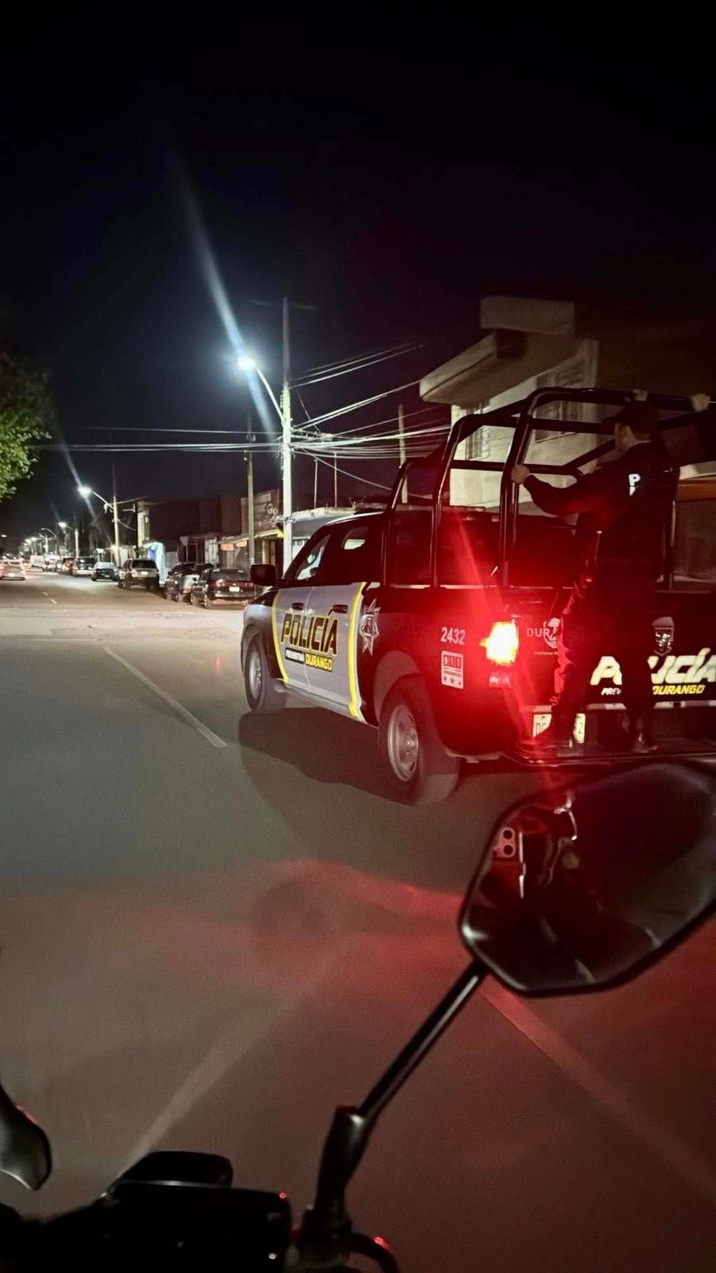 Recurrente. Las tiendas de conveniencia siguen siendo objeto de asaltos violentos durante las noches.