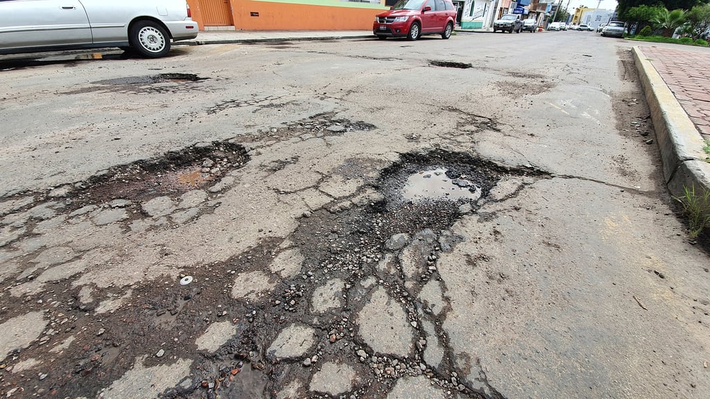Daños. Muchos automovilistas han tenido complicaciones por la descompostura de sus vehículos.