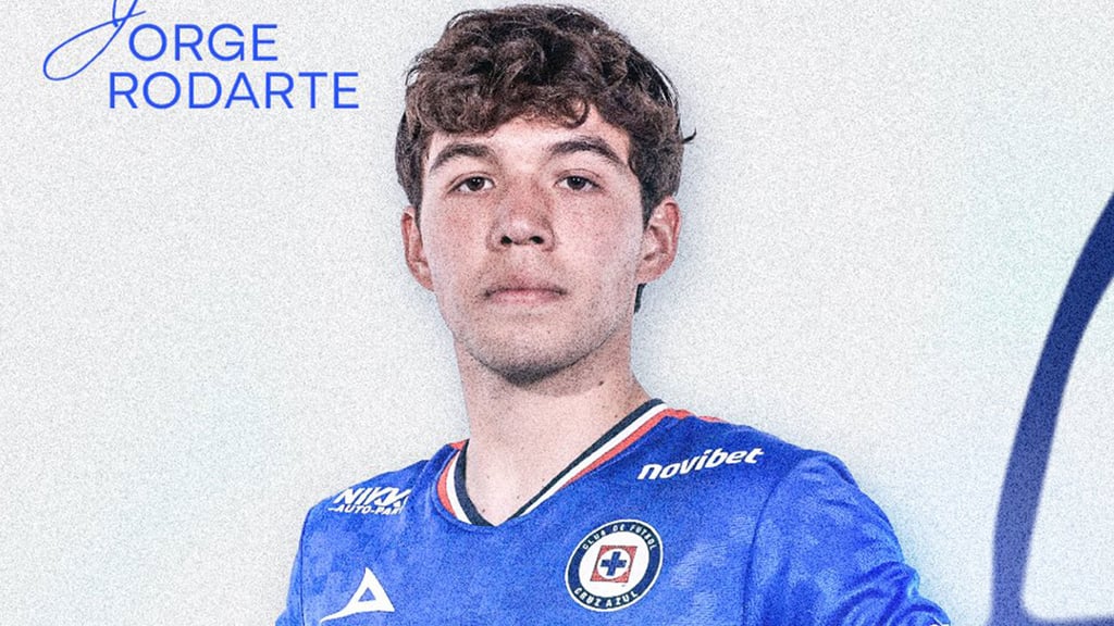 Reto. Rodarte competiría por minutos con Willer Ditta, Gonzalo Piovi y Jesús Orozco, buscando adaptarse a los partidos de alta exigencia táctica.