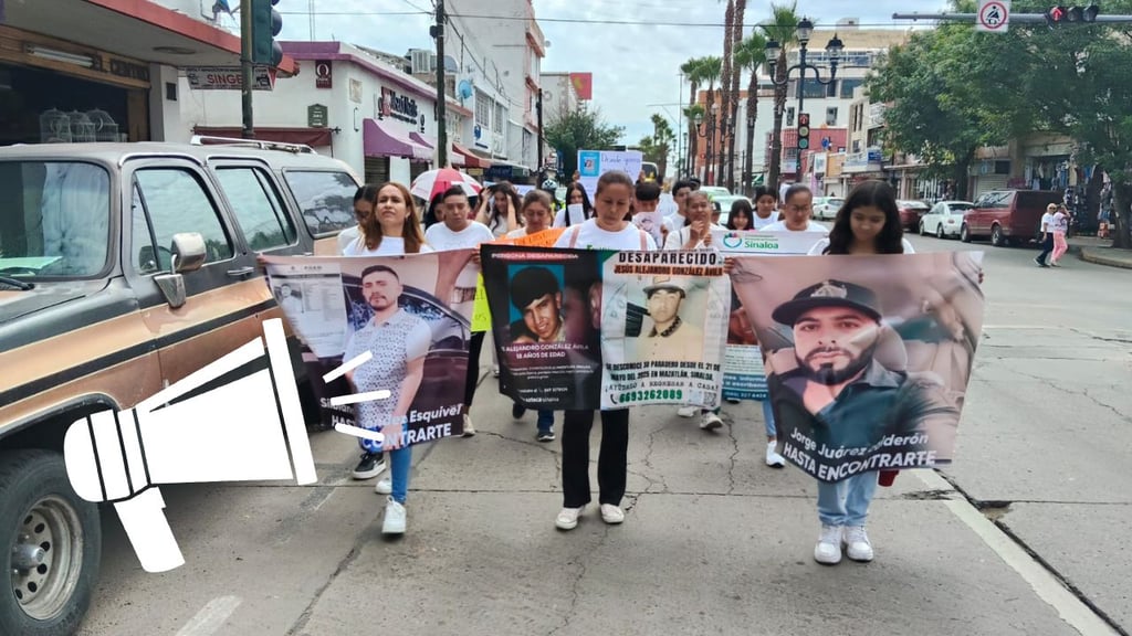 Con marcha, exigen a las autoridades de Durango ayuda para localizar a desaparecidos