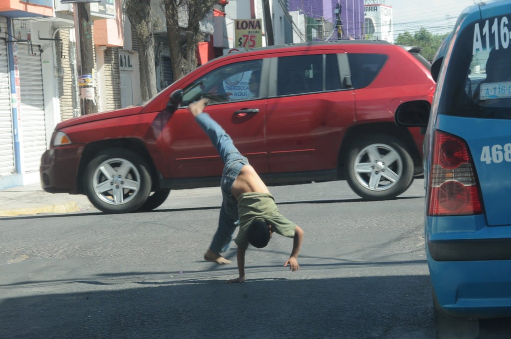 Denuncia. Se pide que cuando alguien detecte a un niño o niña realizando actividad económica reporte al DIF, pues se trata de omisión de cuidados.