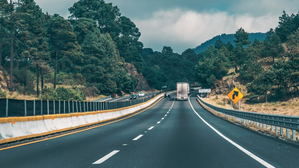 Activan plan 'Cero Robos' para combatir delito en carreteras de México