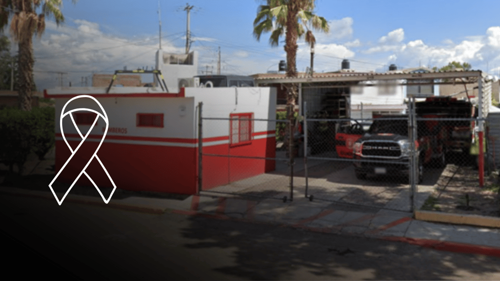 Mujer traslada de urgencia a su madre a estación de bomberos para reanimarla; murió en el trayecto