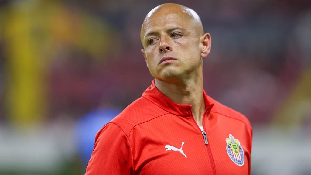 Suceso. La Federación emitió un comunicado en torno a los polémicos videos de Javier Hernández, delantero de las Chivas.