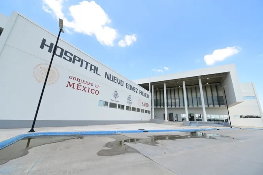 Accidente. En Gómez Palacio, un motociclista se atoró en un cable y resultó fracturado de un tobillo.