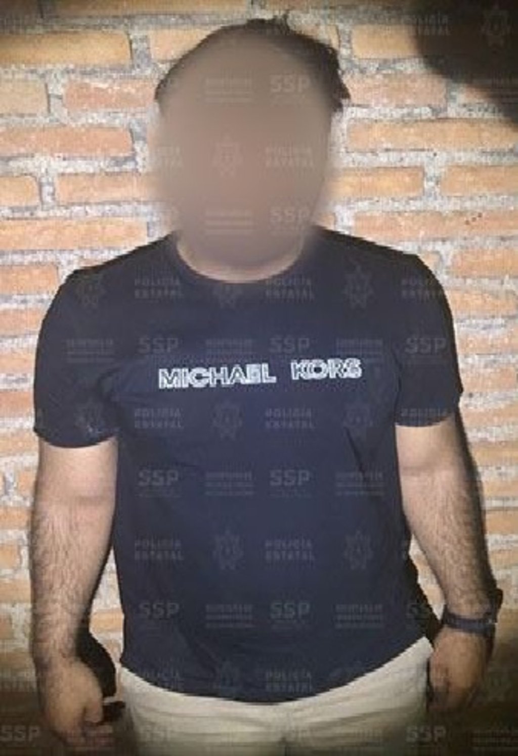 Detienen a tres personas por portación de arma, en el San Carlos