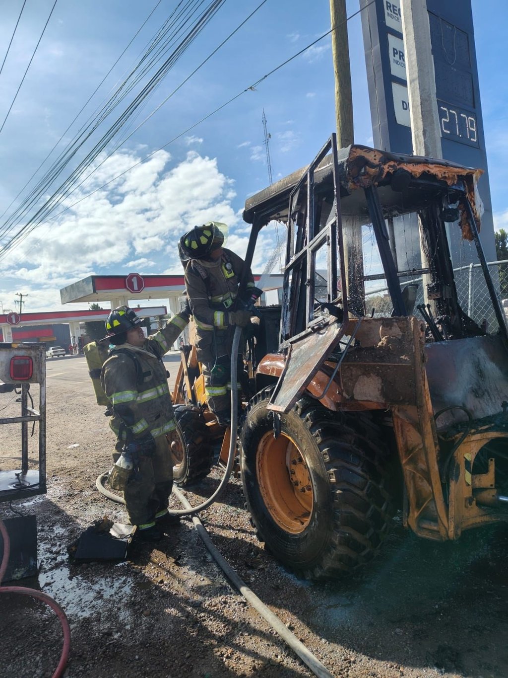 Se incendió una máquina por la salida a México.