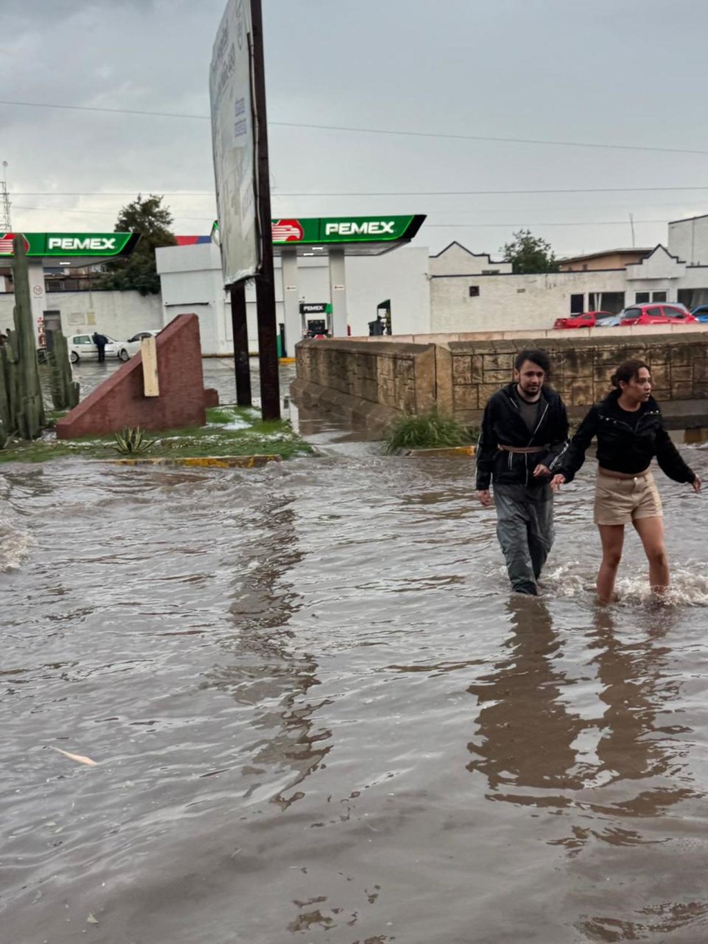 Participación. También se convocó a la ciudadanía a participar activamente reportando emergencias a las líneas oficiales, colaborando en tareas preventivas y exigiendo resultados.