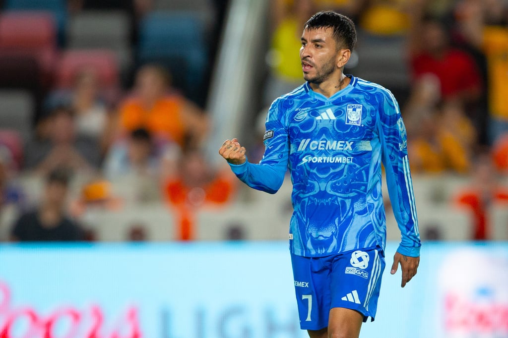 Figura. Quien se robó los reflectores fue el atacante argentino Ángel Correa, que convirtió su primer doblete como felino, en la goleada del Tigres al Dynamo.