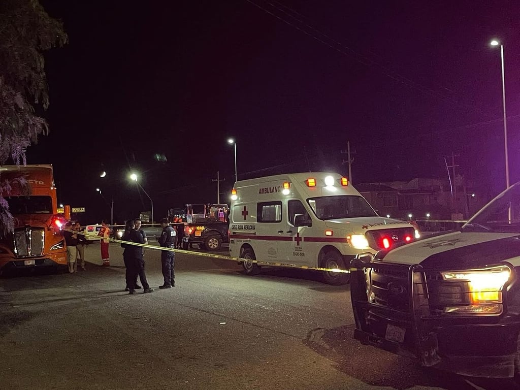Luto. Un trailero fue atropellado en la carretera Durango-México, en el municipio de Vicente Guerrero. El presunto responsable es un sacerdote.
