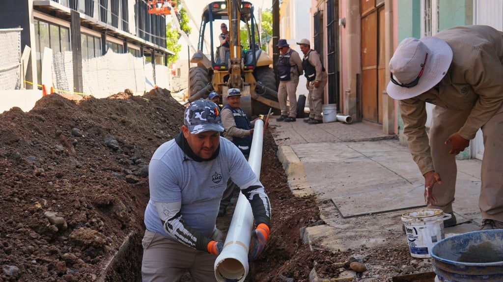 Concluyeron. La obra término con la reparación de la pavimentación de la calle.