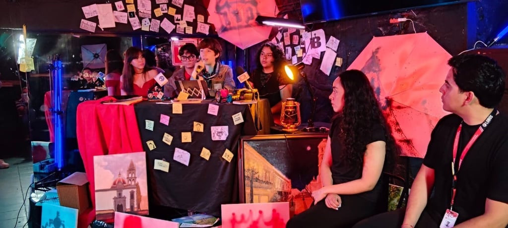 Jóvenes. Durante el anuncio de la filmación de un cortometraje duranguense, los jóvenes señalaron que la historia del Durango antiguo los enamoró.