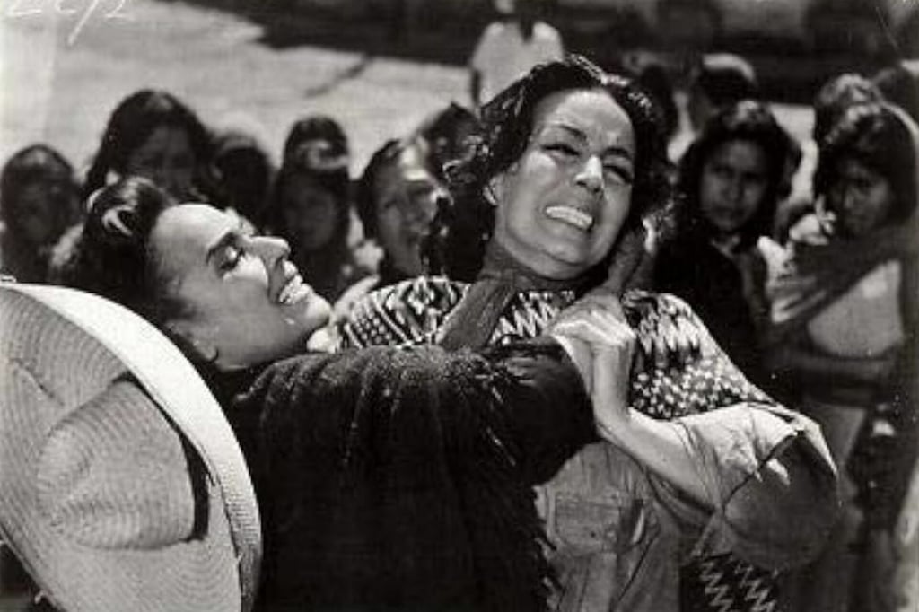 Proyectarán en Durango la cinta 'La Cucaracha' con Dolores del Río y María Félix