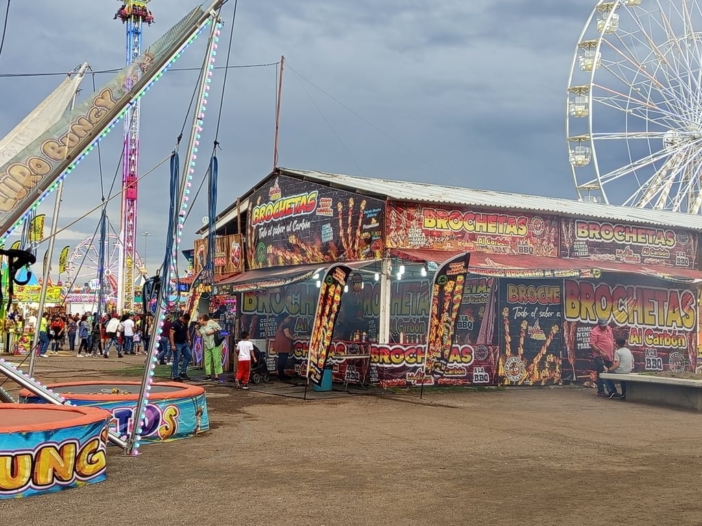 Castigo. Los comercios recibieron una sanción, y se les exhortó a seguir cumpliendo con las normas oficiales.