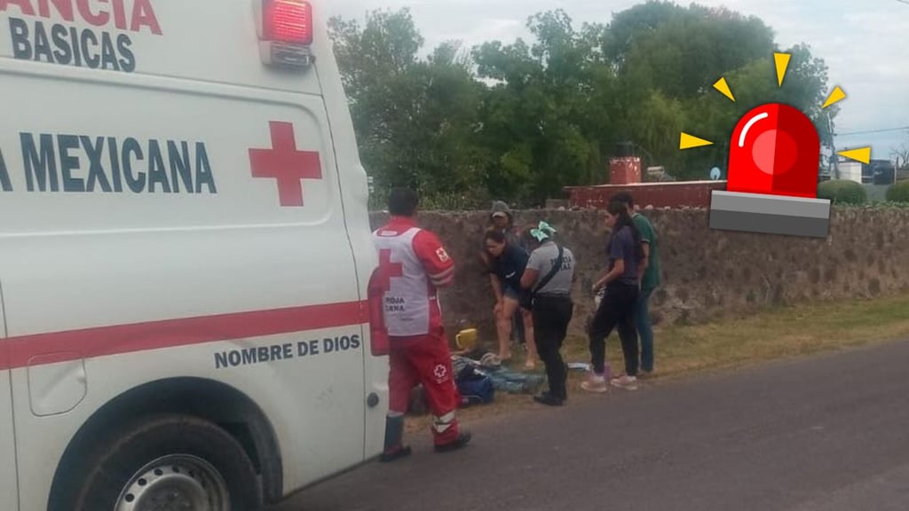 Menores resultan lesionados tras derrapar en su motocicleta
