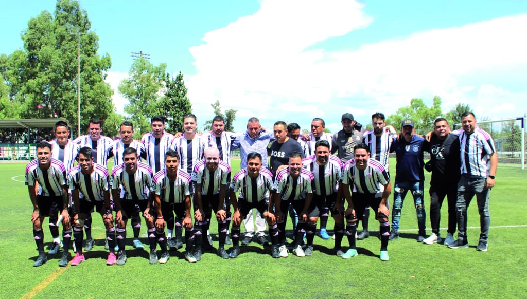 Triunfo. El equipo de Lobazos Romero Ciprés ligó su segundo triunfo en Veteranos.