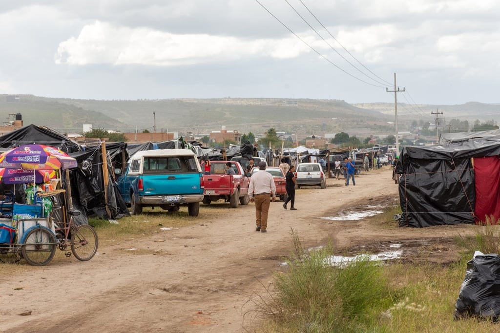 Factores. Ahora el Inegi analiza lo que llama Línea de Pobreza donde mide la necesidad de la gente para vivir con lo básico y se basa en la inflación mensual.