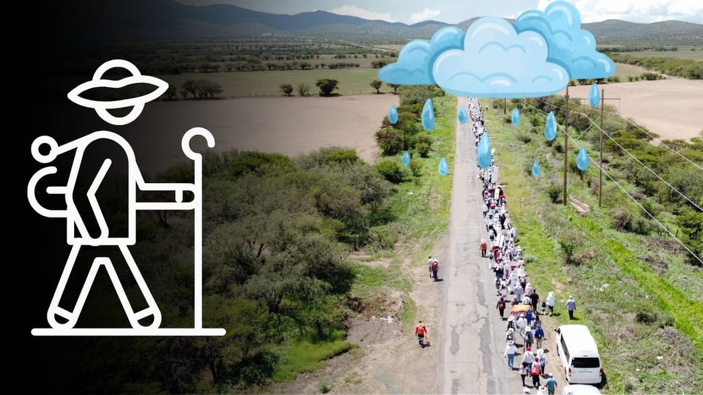 Bajo la lluvia, peregrinos duranguenses avanzan en su camino a Lugares Santos, en Chalchihuites