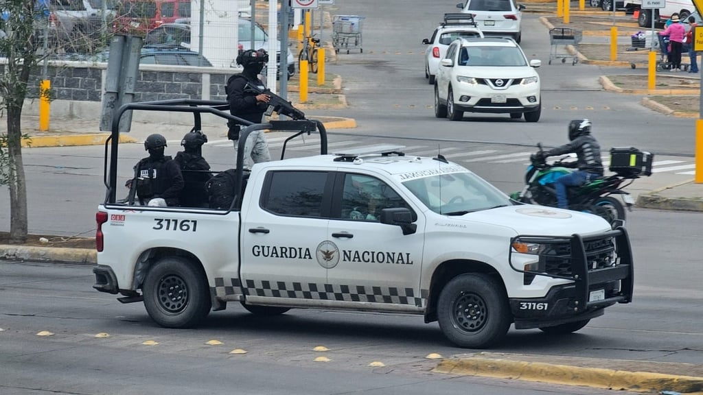 Hecho. Elementos de la Guardia Nacional recuperaron una moto con reporte de robo.