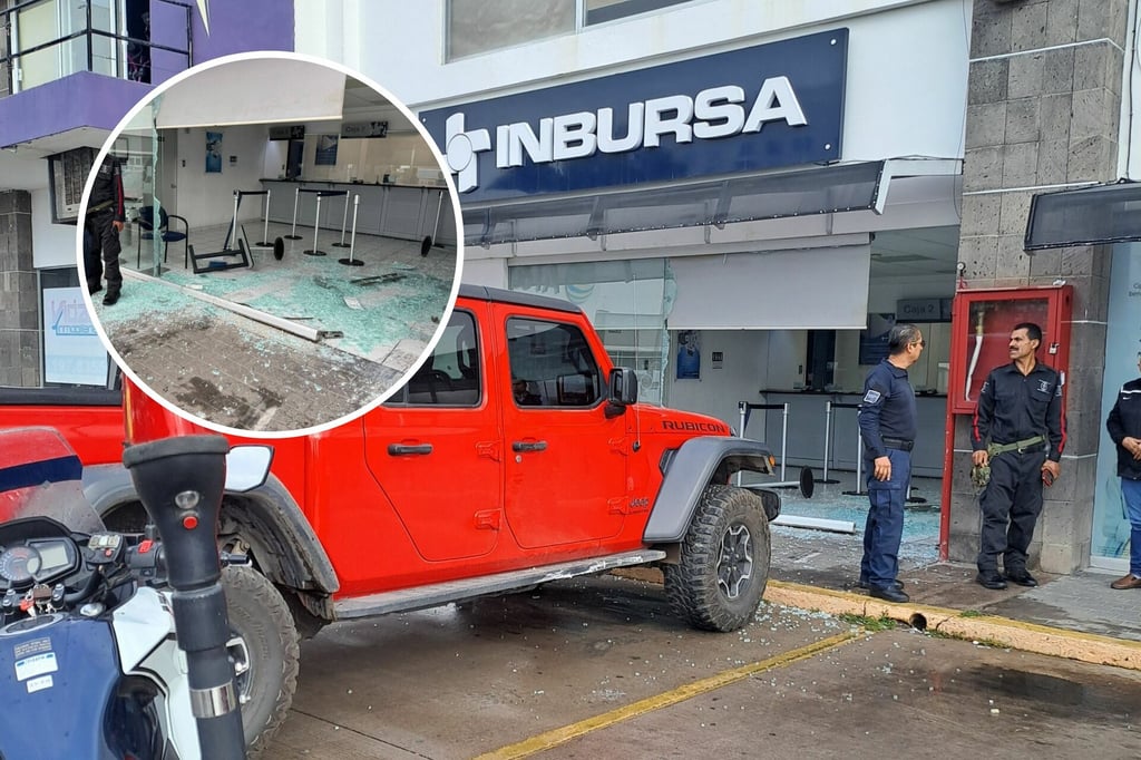 Confusión al volante provoca choque contra banco en Durango