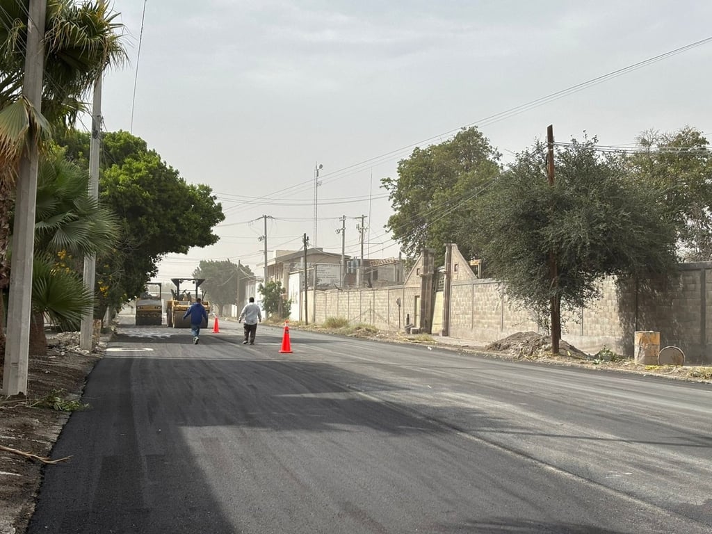 Detalles. La obra consistió en la reconstrucción de la base hidráulica y la aplicación de carpeta asfáltica.