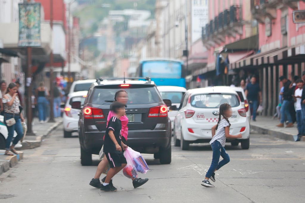 Listas. Se ha exhortado en reiteradas ocasiones a los maestros a pedir listas de útiles que incluyan sólo lo que realmente se va a utilizar.
