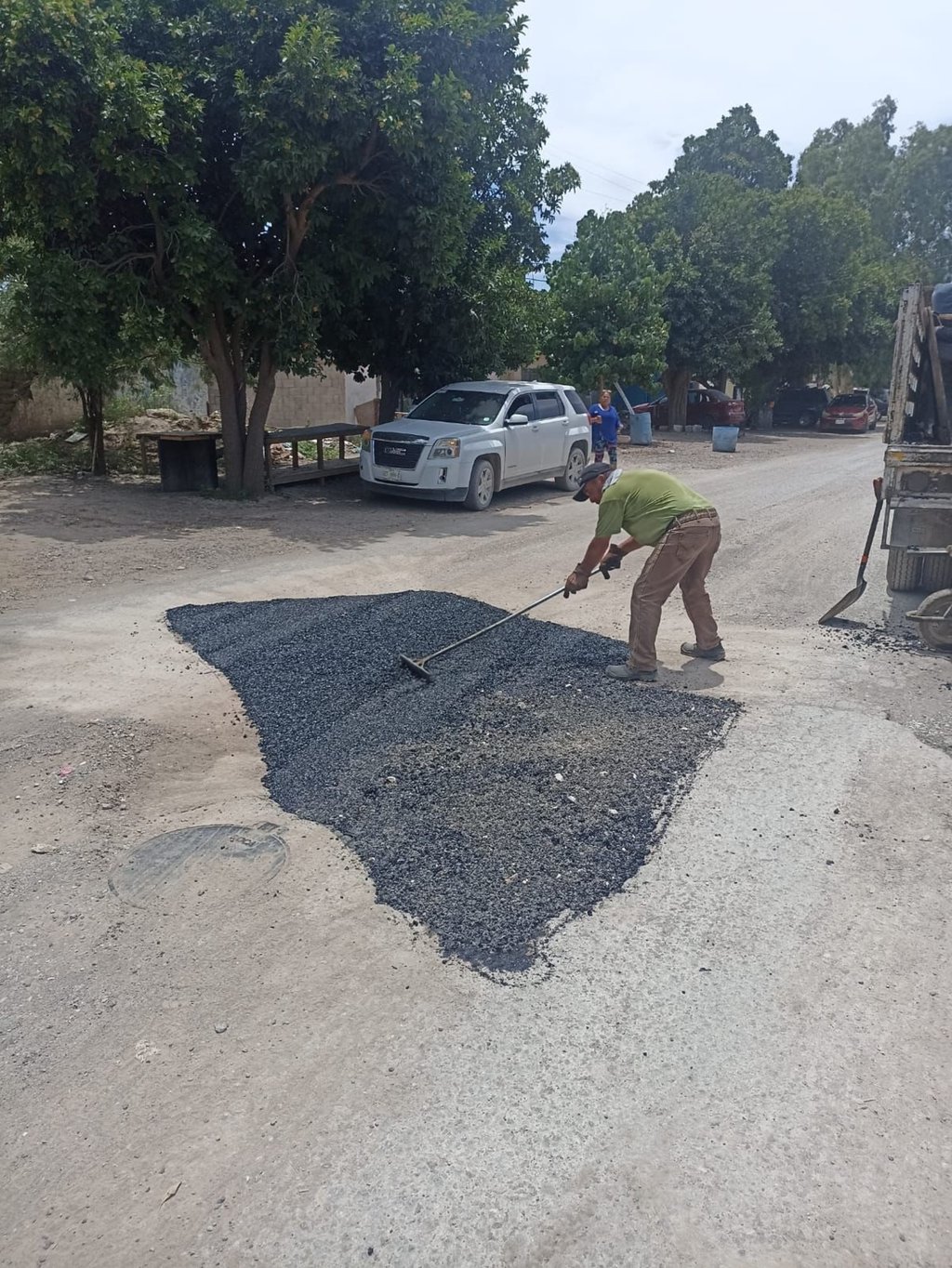 Invitación. Se exhorta a la población a reportar cualquier bache o daño en las calles a través del área de Atención Ciudadana de la Presidencia Municipal.