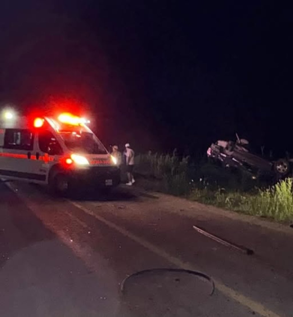 Luto. Un hombre de 43 años perdió la vida, por las lesiones que sufrió al volcar la camioneta en la que viajaba como acompañante.