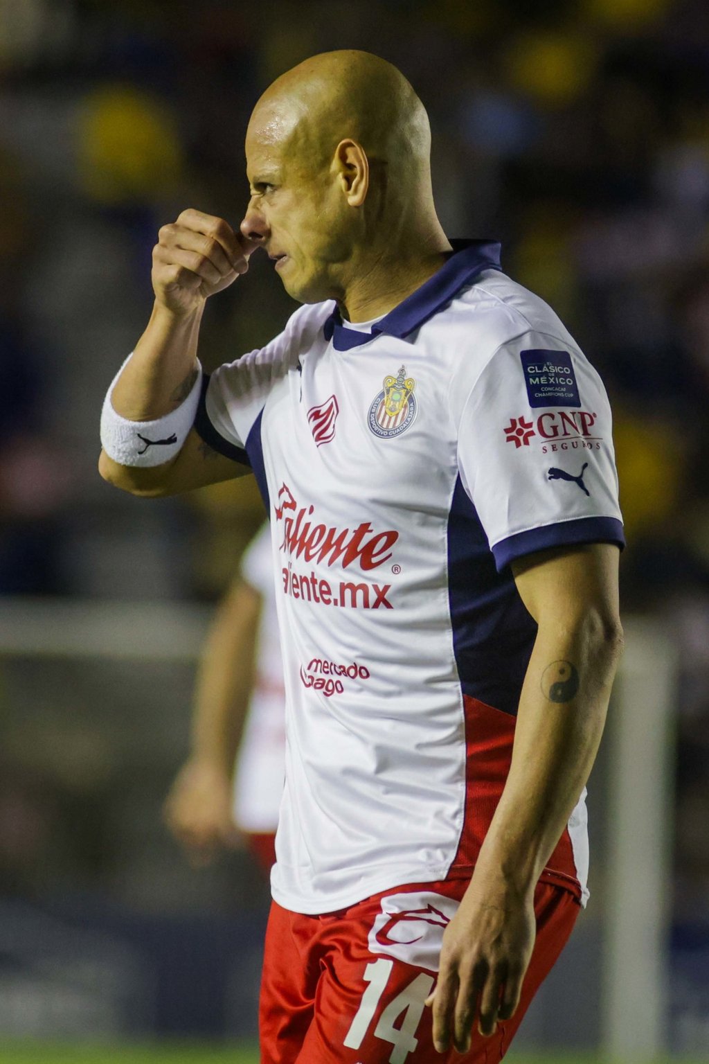 Polémico. 'Chicharito' ha generado más polémica fuera de la cancha, con comentarios y posturas que le han provocado una enorme cantidad de críticas.