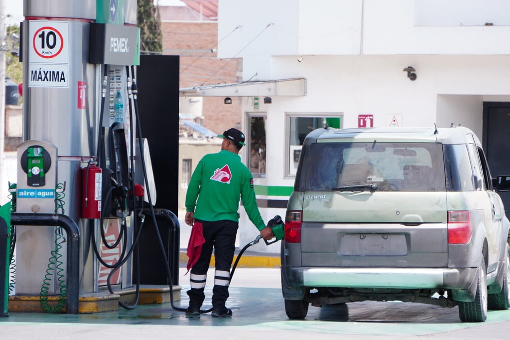 Problemática. En seis estaciones de servicio hay una baja disponibilidad de gasolina Magna.