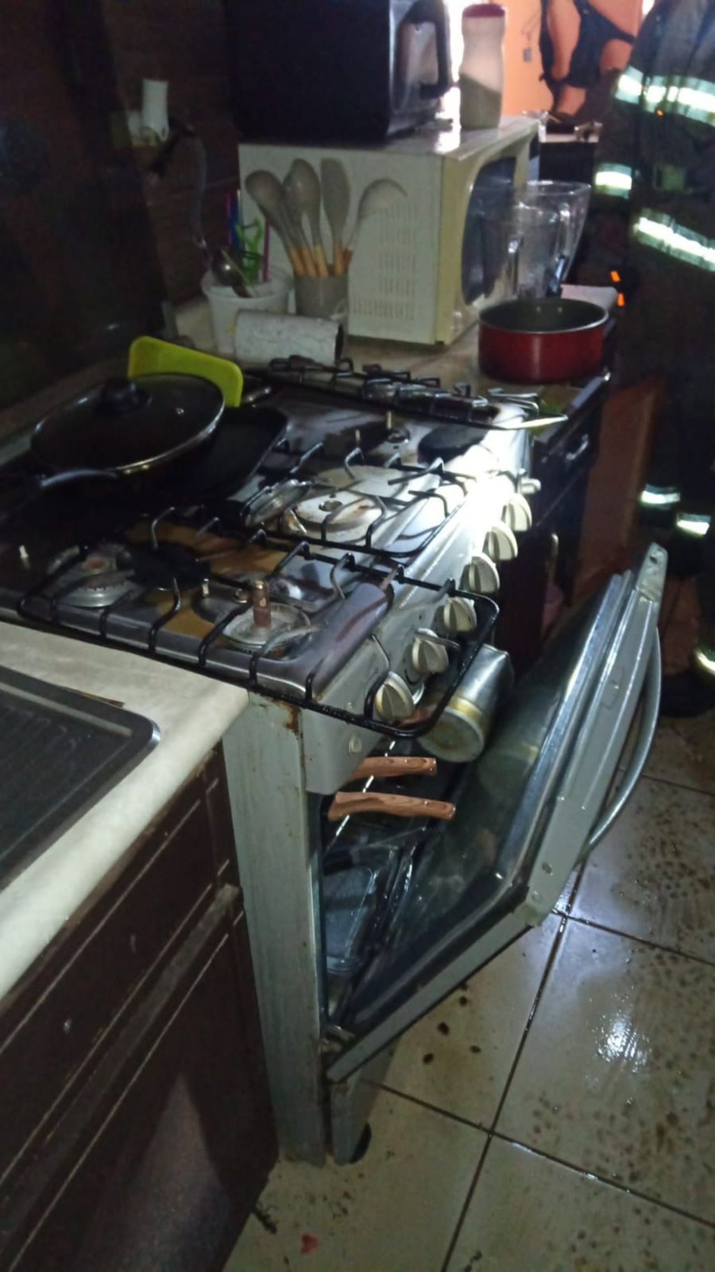 Movilización. El incidente fue reportado la mañana de este jueves y acudieron elementos del Cuerpo de Bomberos.