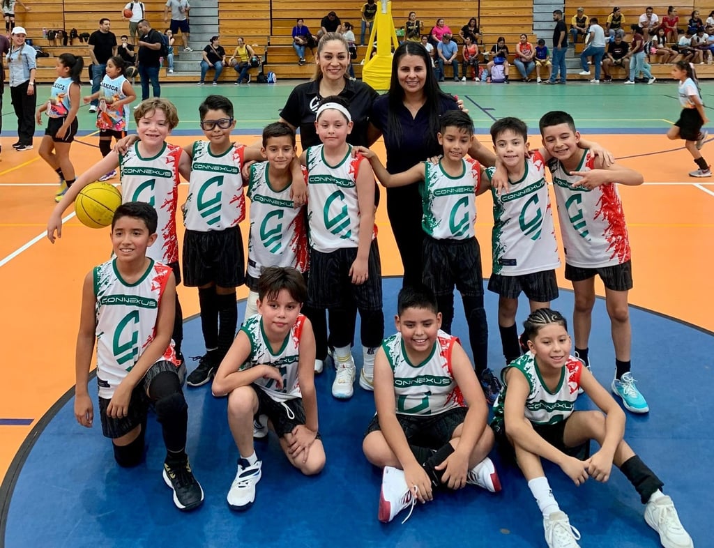 Actuación. Connexus Program tuvo una destacada participación en la categoría 2016-2017.