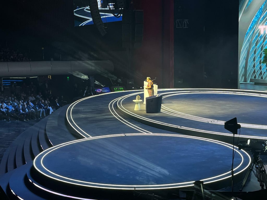 Rigoberta Menchú en México Siglo XXI: 'Hay que inyectarle el bien común a la tecnología'