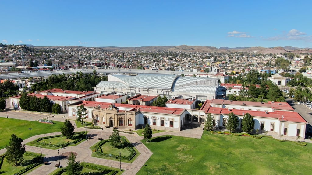 Contraste. Durango se encuentra sumido en deudas a corto plazo con proveedores y contratistas de obra pública y supera por mucho los pendientes en los mismos rubros que tiene Coahuila.