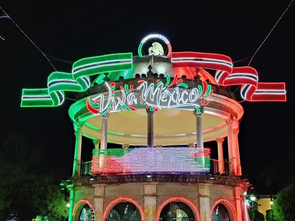 Alumbrado. Este 2025 no se realizó el evento protocolario para el encendido por parte de las autoridades.