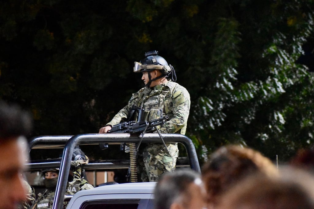Acción. Elementos de la Secretaría de Marina realizaron un operativo en el fraccionamiento San Jorge.