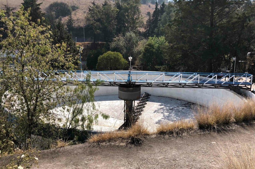 Concesionan y saquean agua en México