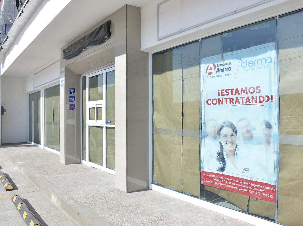 Informe. Como parte de la Glosa del tercer informe de Gobierno, acudió el titular de Sedeco al Congreso del Estado.