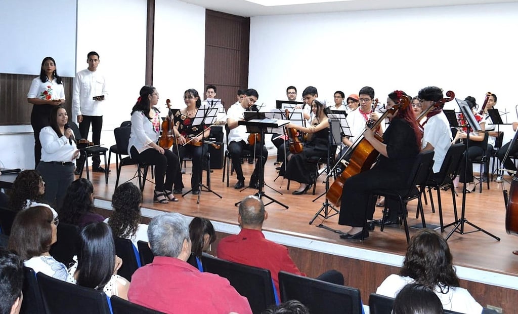 Música. La Orquesta Juvenil de la Preparatorioa Nocturna inició su serie de conciertos.