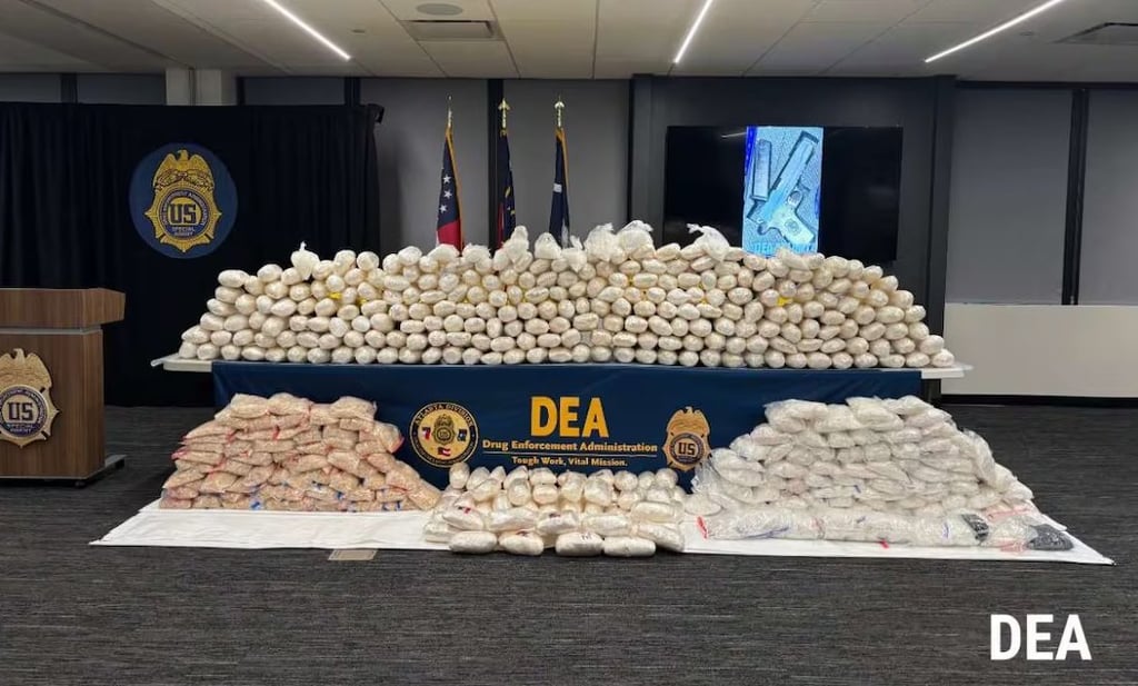 DEA incauta al CJNG un millón de pastillas falsificadas y 77 mil kilogramos de droga en 5 días