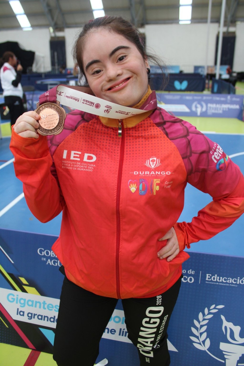 Medallista. Arantza Valles Rodríguez conquistó la medalla de bronce en la Paralimpiada Nacional de Aguascalientes 2025.