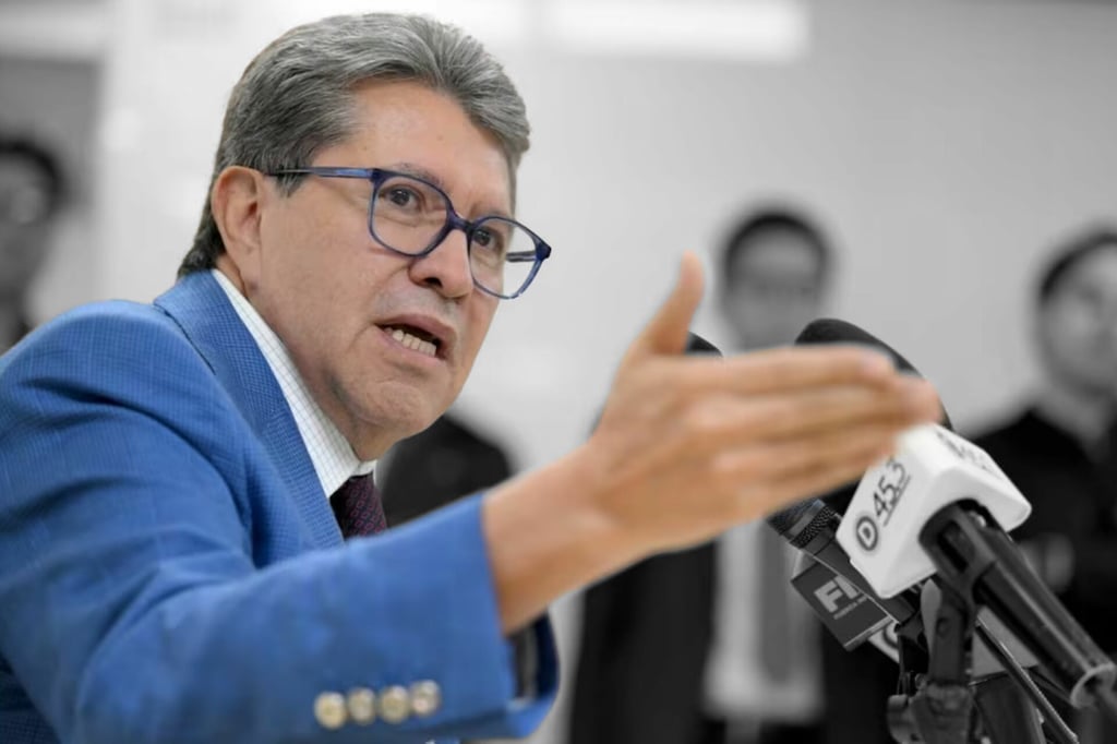 Retroactividad en reforma a Ley de Amparo viola la Constitución, advierte Monreal